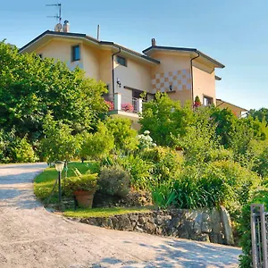 https://casa-anna-a-pietrasanta-in-toscana.it-tuscanyhotel.com