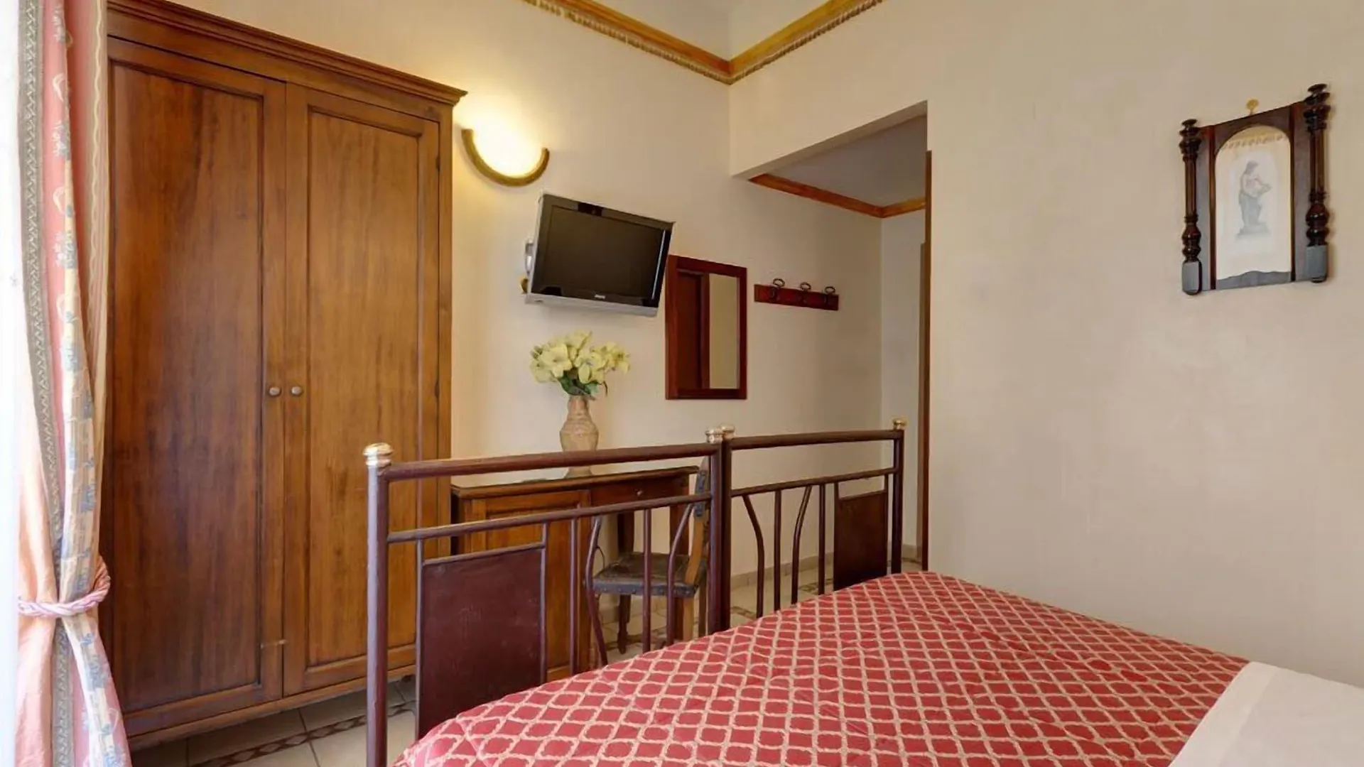 **  Hotel Robinson Rome Italy
